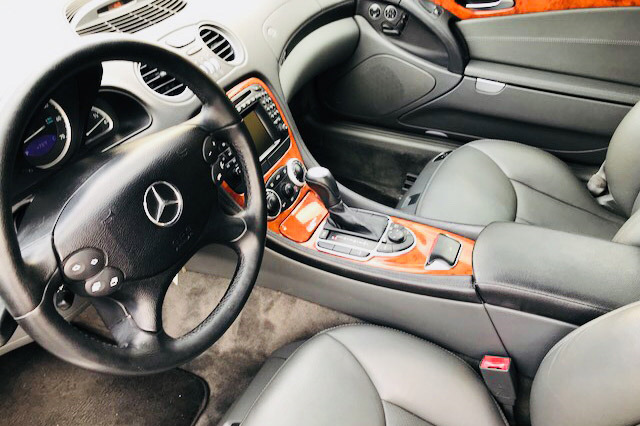 2004 MERCEDES-BENZ SL500 CONVERTIBLE - Interior - 216557