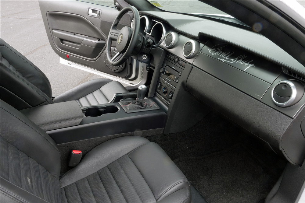2007 FORD SHELBY GT500 - Interior - 217595