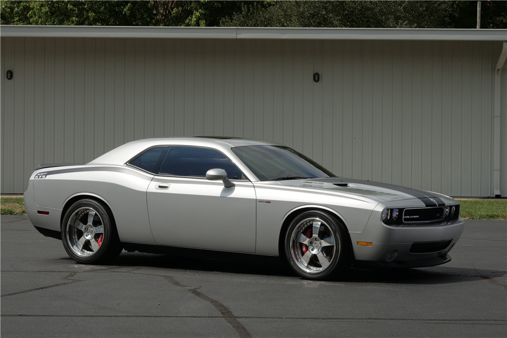 Dodge challenger hennessey