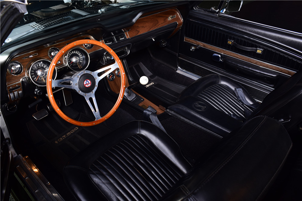 1968 SHELBY GT500 CONVERTIBLE - Interior - 217640