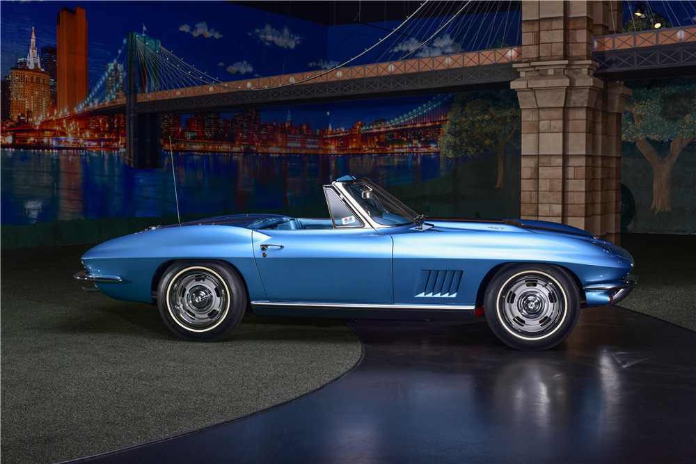 1967 CHEVROLET CORVETTE 427/435 CONVERTIBLE - Side Profile - 217645