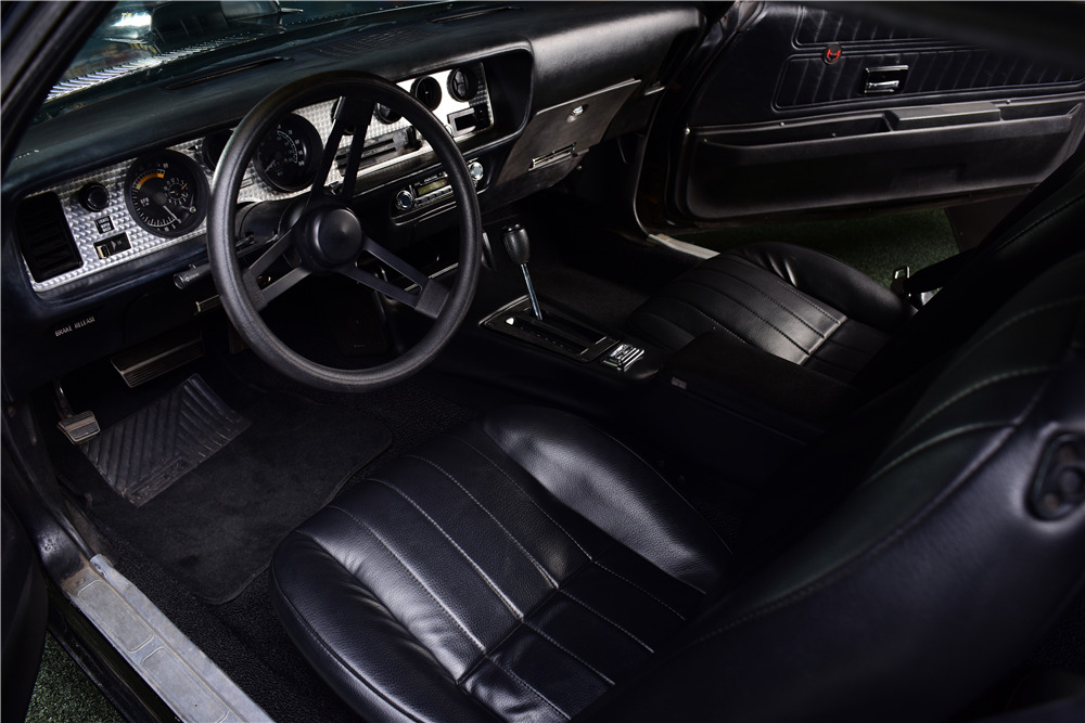 1976 PONTIAC FIREBIRD TRANS AM - Interior - 217733