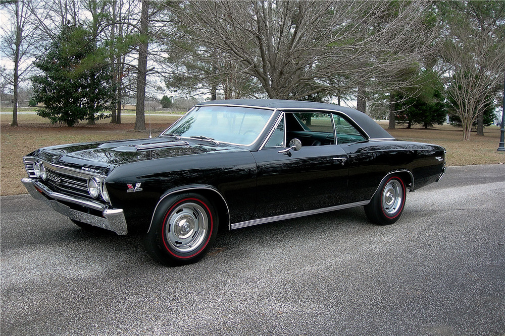 1967 CHEVROLET CHEVELLE SS 396 - Front 3/4 - 217813