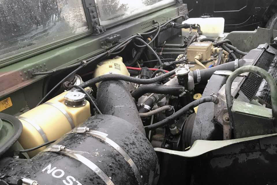 1987 AM GENERAL M998 HUMVEE - Engine - 217822
