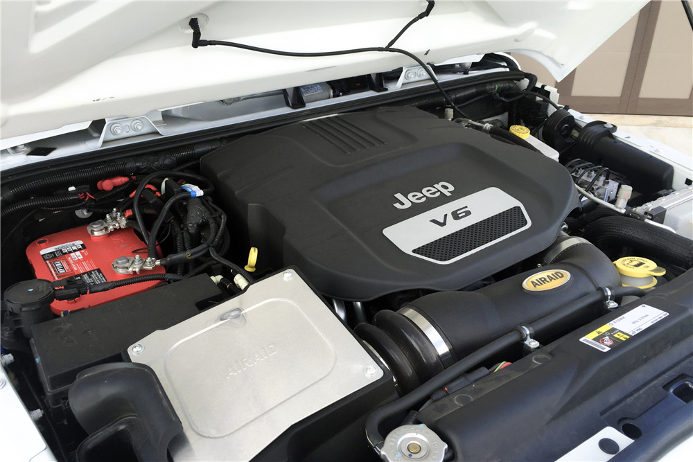 2015 CUSTOM JEEP WRANGLER - Engine - 217848