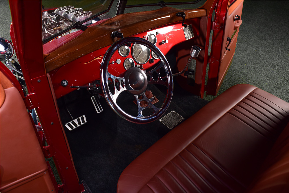 1946 DIAMOND T CUSTOM PICKUP - Interior - 217893