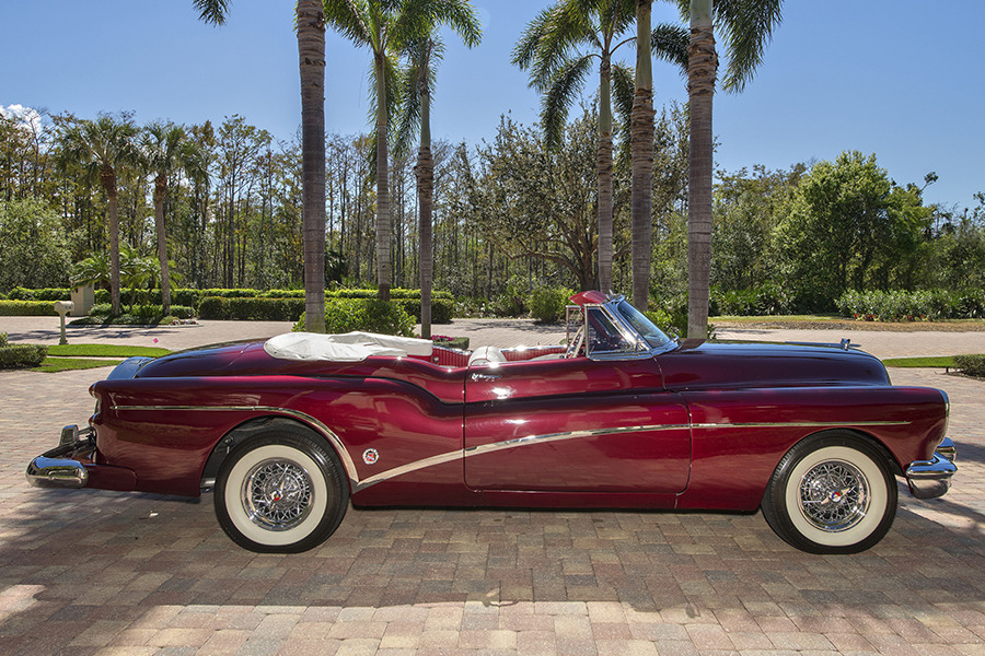 1953 BUICK SKYLARK CONVERTIBLE - Side Profile - 217958