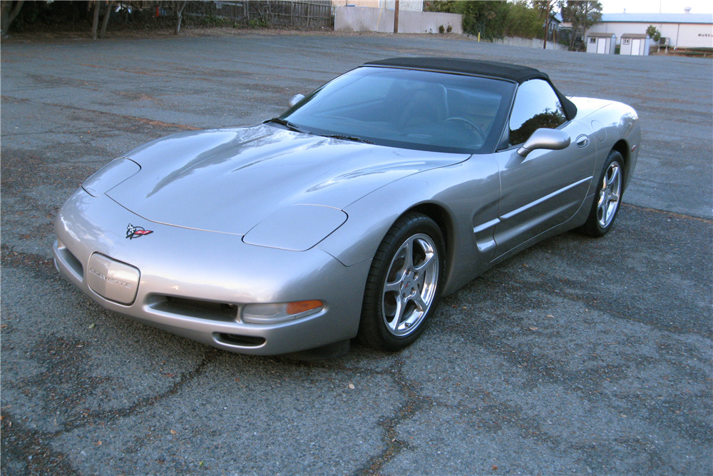 2002 CHEVROLET CORVETTE LS1 CONVERTIBLE - Front 3/4 - 217976