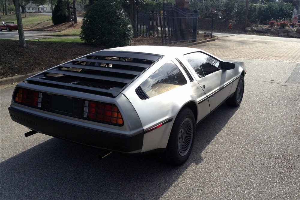 1981 DELOREAN DMC-12 - Rear 3/4 - 217994