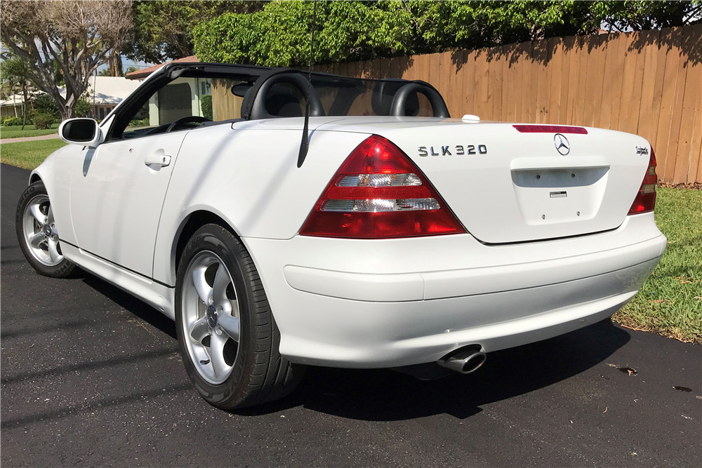 2001 MERCEDES-BENZ SLK320 ROADSTER - Rear 3/4 - 218018