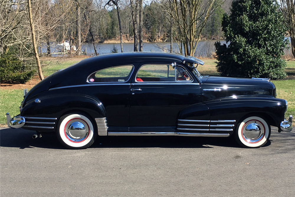 1948 CHEVROLET FLEETLINE CUSTOM SEDAN - Side Profile - 218054