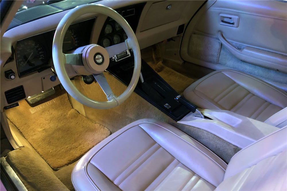 1978 CHEVROLET CORVETTE 350/180 - Interior - 218058