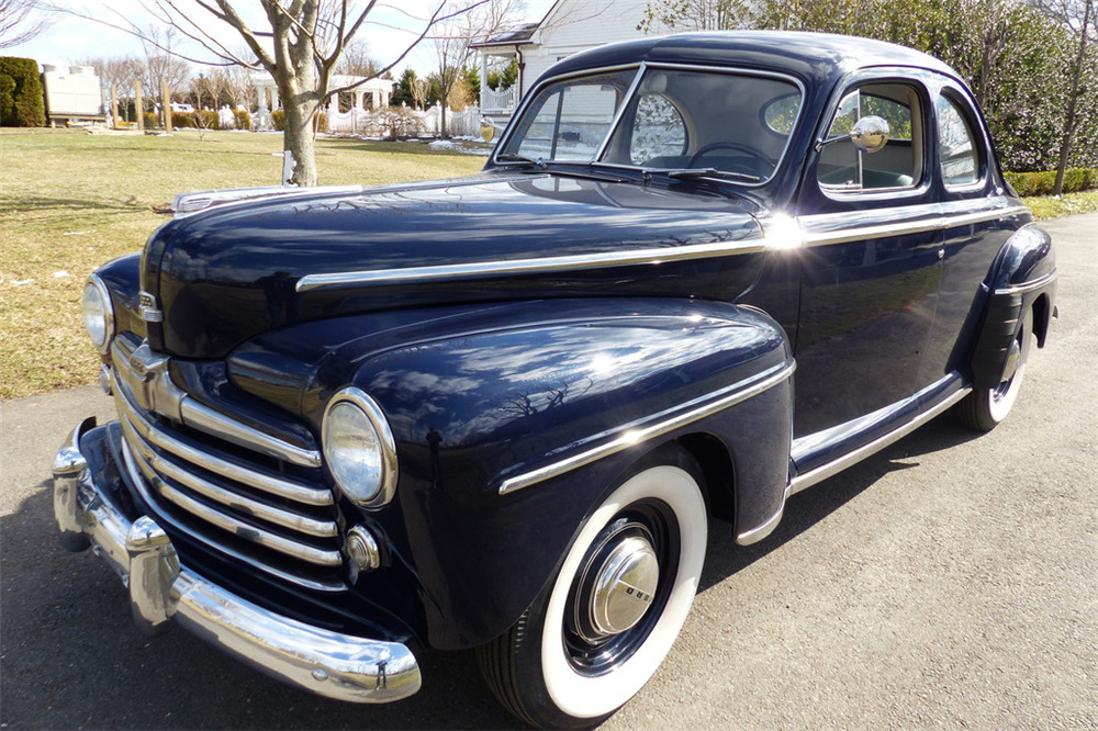 Ford deluxe 1948