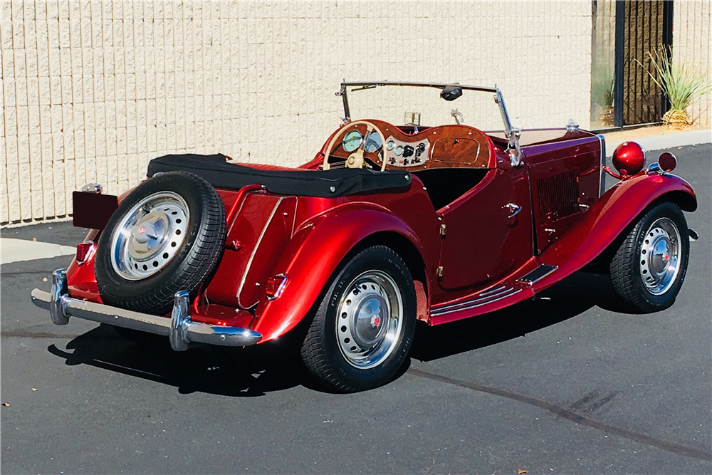 1952 MG TD ROADSTER - Rear 3/4 - 218152