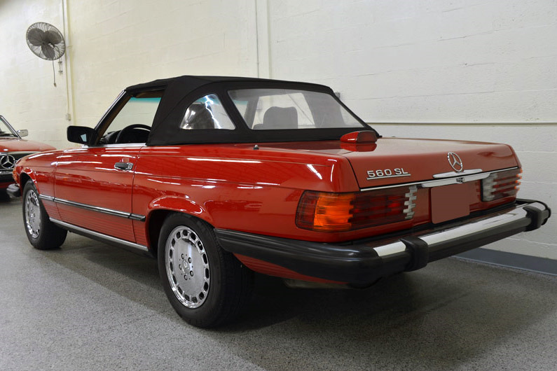 1988 MERCEDES-BENZ 560SL ROADSTER - Rear 3/4 - 218198