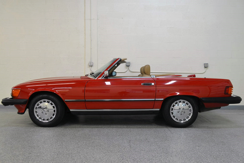 1988 MERCEDES-BENZ 560SL ROADSTER - Side Profile - 218198