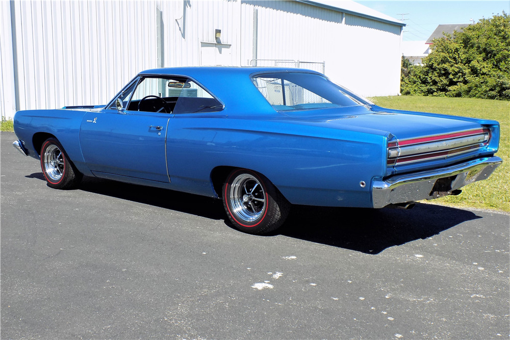 1968 PLYMOUTH ROAD RUNNER - Rear 3/4 - 218206
