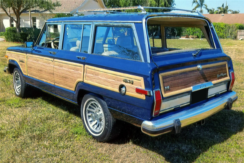 1989 JEEP GRAND WAGONEER - 218358