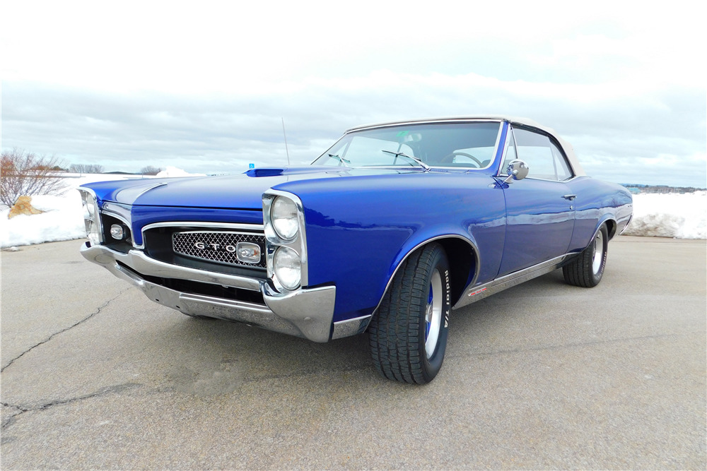 1967 PONTIAC GTO CONVERTIBLE - Front 3/4 - 218377