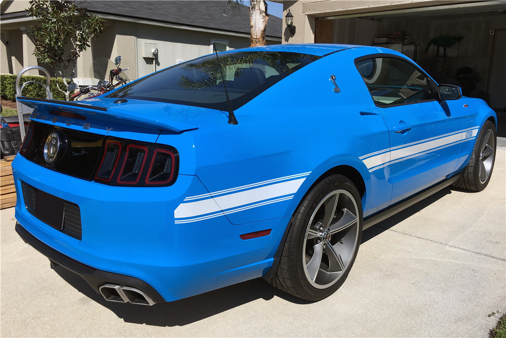 2014 FORD SHELBY GT500 CUSTOM COUPE - Rear 3/4 - 218783