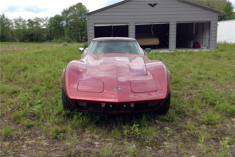 1976 CHEVROLET CORVETTE T-TOP COUPE - Front 3/4 - 219039