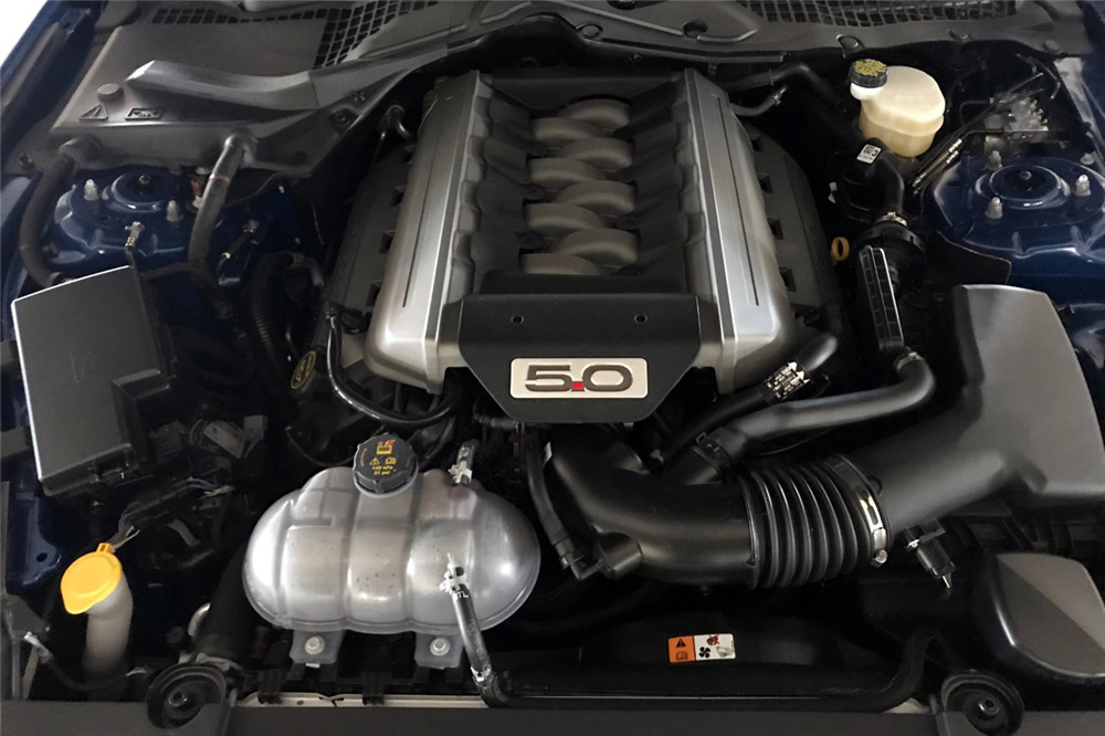 2017 FORD MUSTANG GT - Engine - 219064