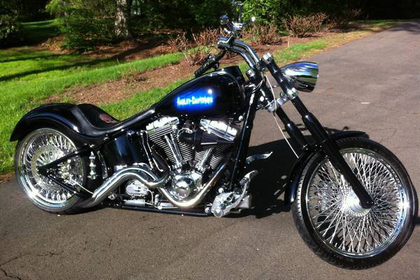 harley deluxe 2005