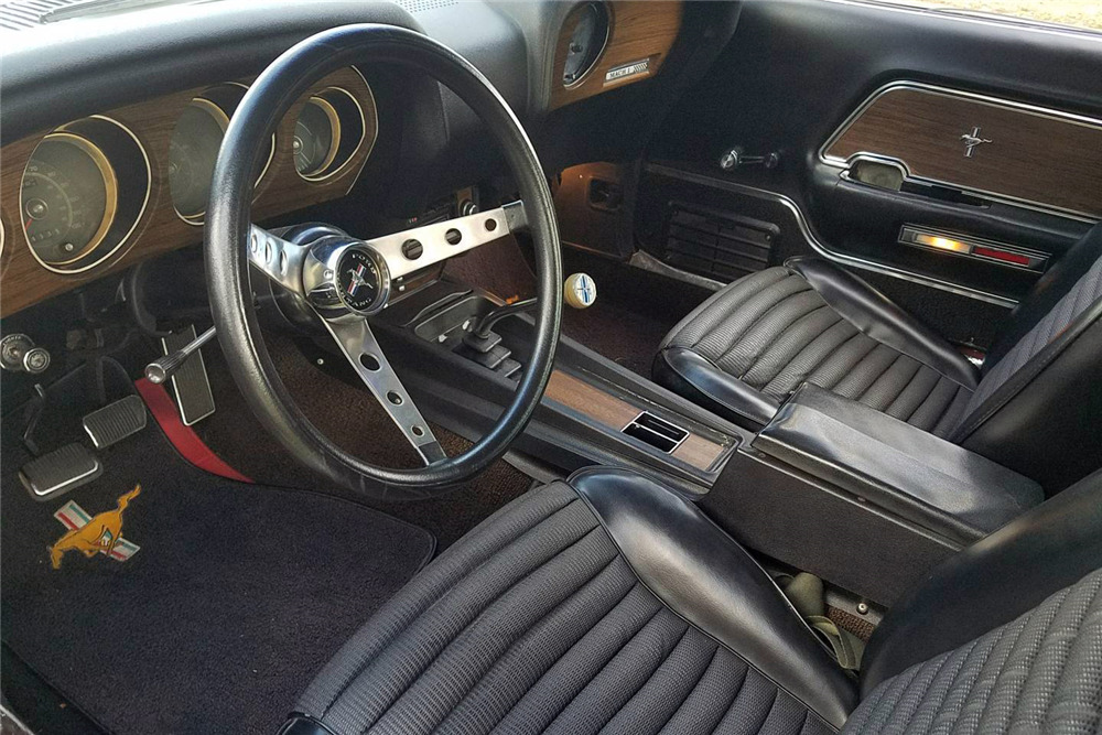 1969 FORD MUSTANG MACH 1 - Interior - 219643
