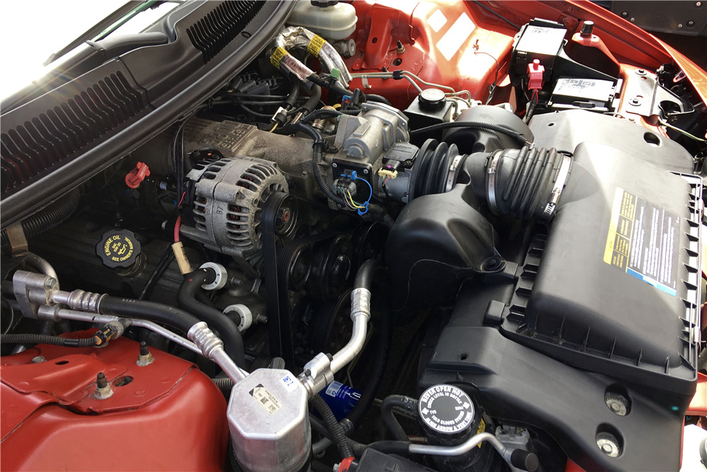 2002 PONTIAC FIREBIRD T-TOP COUPE - Engine - 219709