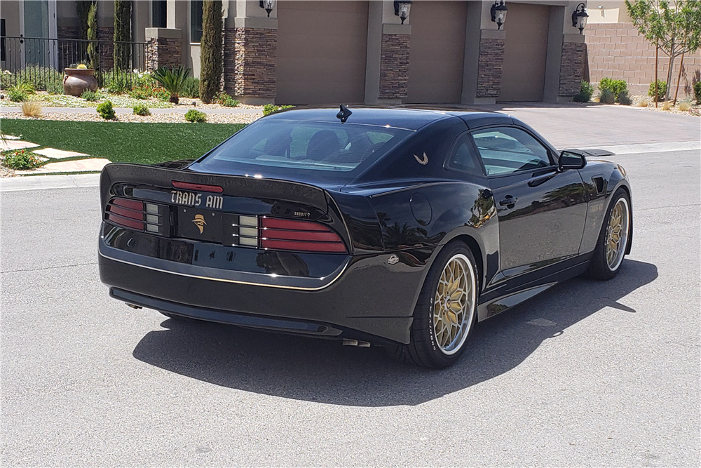 2015 CHEVROLET CAMARO CUSTOM COUPE - Rear 3/4 - 219822