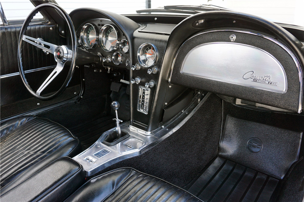 1963 CHEVROLET CORVETTE 327/340 SPLIT-WINDOW COUPE - Misc 4 - 219920