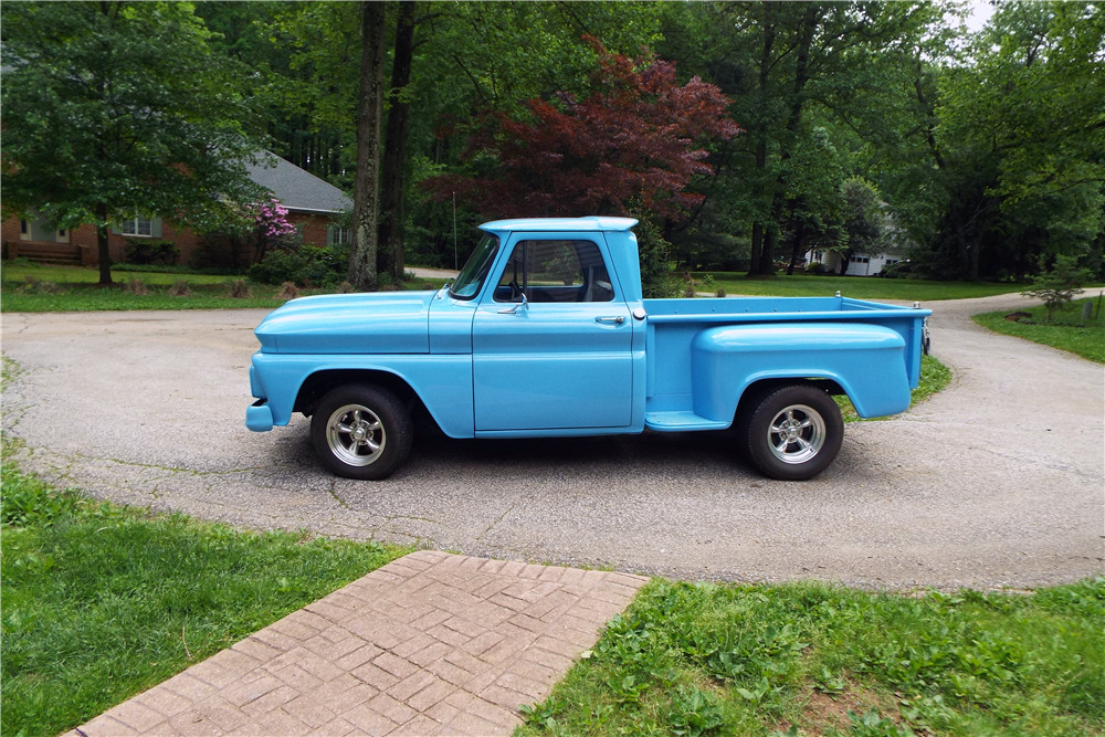 1966 CHEVROLET C10 CUSTOM STEPSIDE PICKUP  - Side Profile - 220027