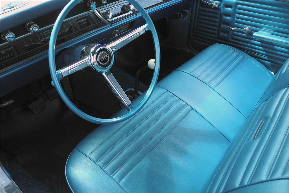 1967 CHEVROLET CHEVELLE SS 396 - Interior - 220035