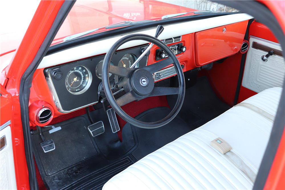 1971 CHEVROLET C10 CHEYENNE SUPER PICKUP - Interior - 220064