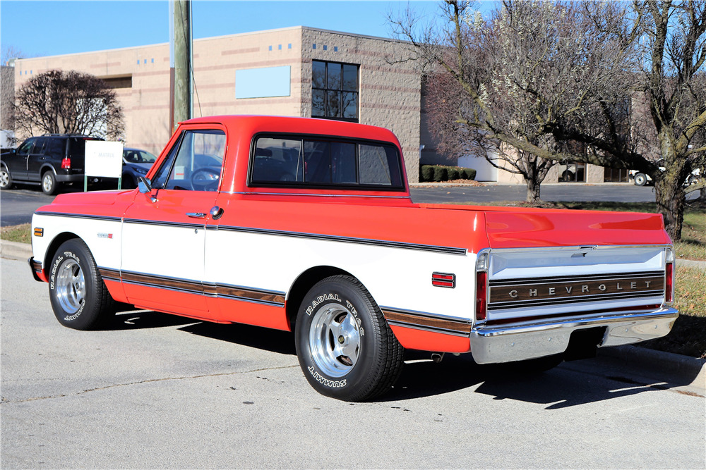1971 CHEVROLET C10 CHEYENNE SUPER PICKUP - Rear 3/4 - 220064