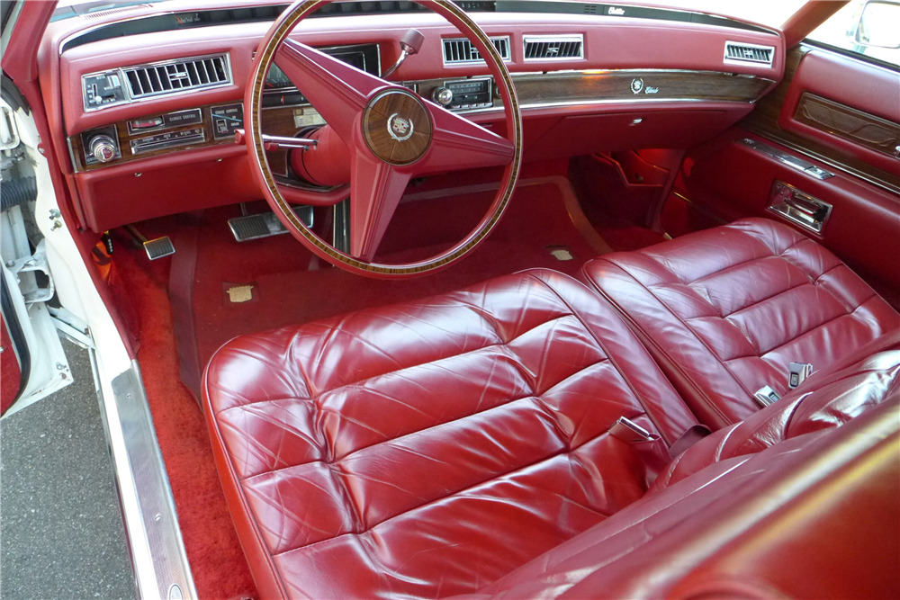 1976 CADILLAC ELDORADO - Interior - 220107