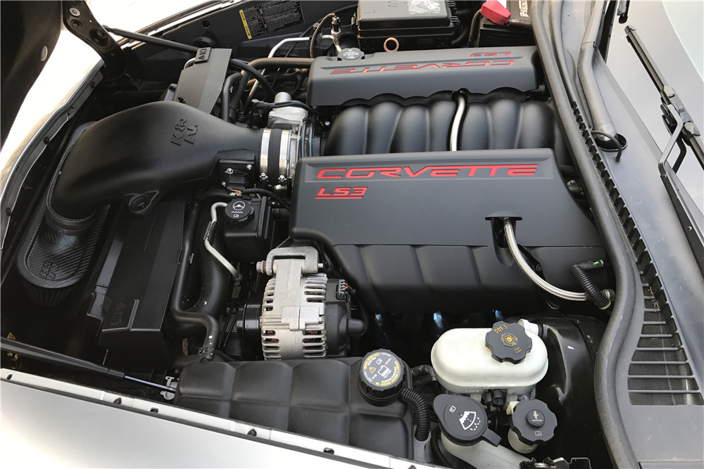 2011 CHEVROLET CORVETTE GRAND SPORT CONVERTIBLE - Engine - 220116