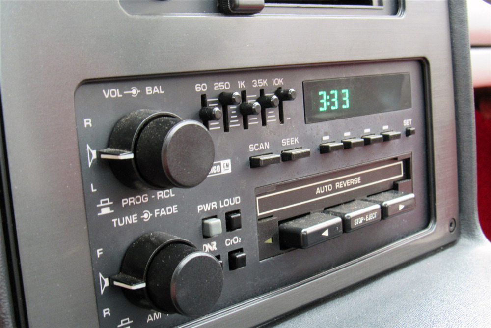 1984 PONTIAC FIERO INDY PACE CAR - Misc 4 - 220189