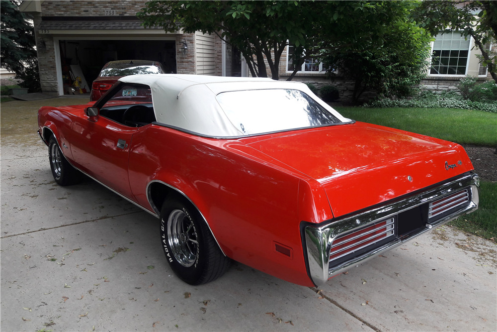 1971 MERCURY COUGAR CONVERTIBLE - Rear 3/4 - 220262