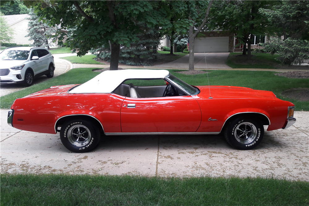 1971 MERCURY COUGAR CONVERTIBLE - Side Profile - 220262