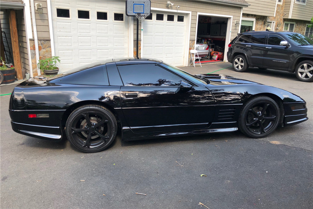 1994 CHEVROLET CORVETTE LT1 - Side Profile - 220272