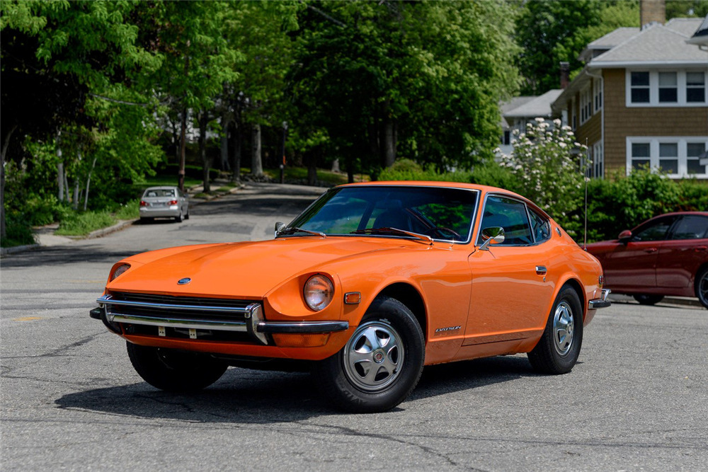 1972 DATSUN 240Z - Front 3/4 - 220361