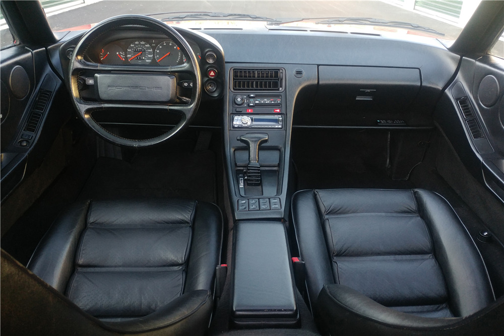1987 PORSCHE 928 S4 - Interior - 220595