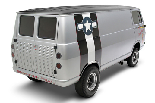 1968 CHEVROLET CUSTOM VAN - Rear 3/4 - 221105