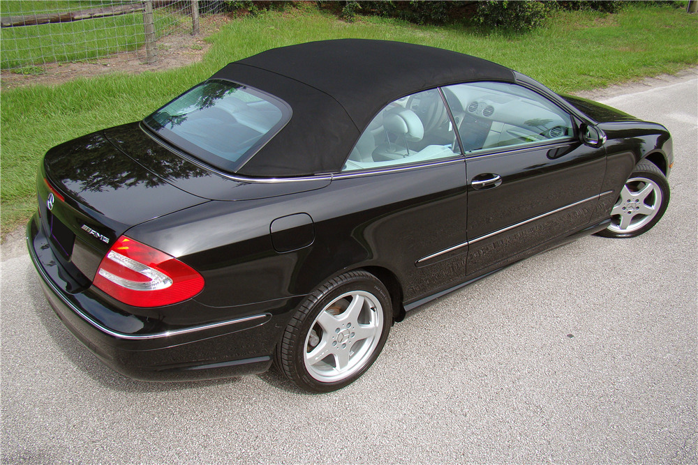 2004 MERCEDES-BENZ CLK500 CABRIOLET - Rear 3/4 - 221121