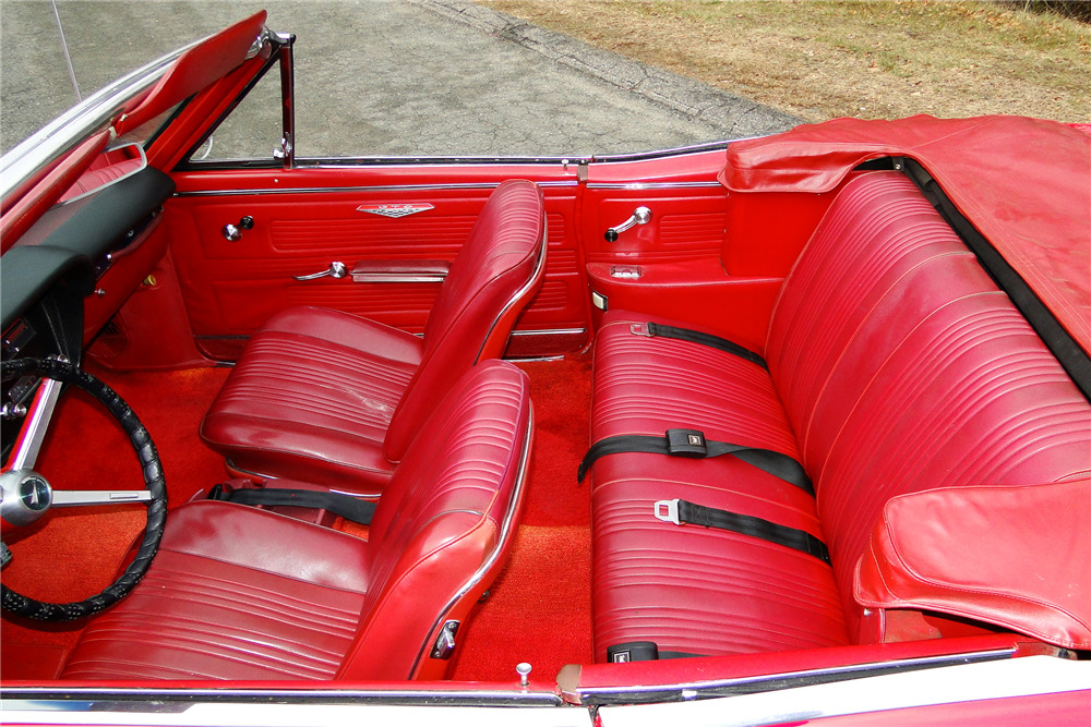 1967 PONTIAC LEMANS CONVERTIBLE - Interior - 221125