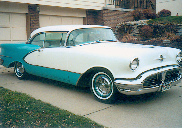 1956 OLDSMOBILE 98 COUPE - Front 3/4 - 22158