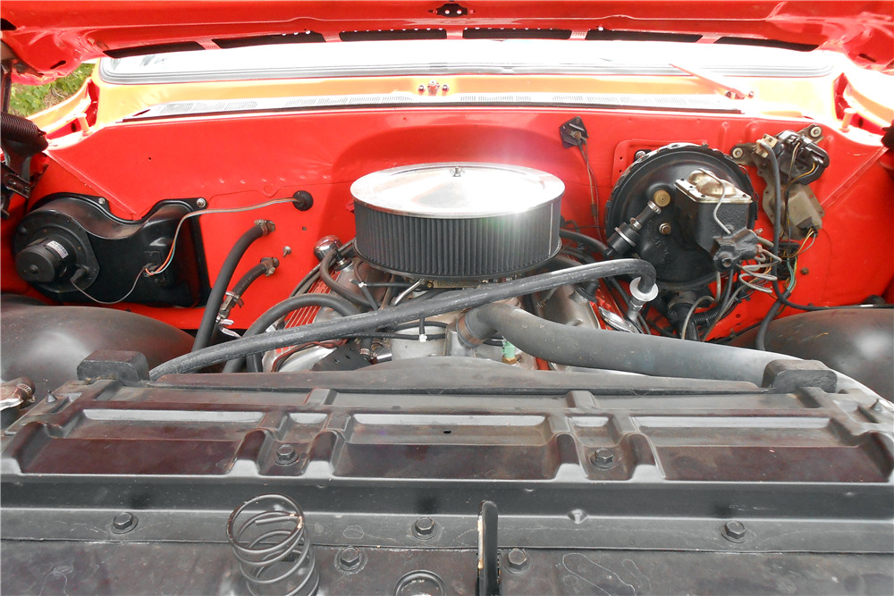1978 CHEVROLET C10 CUSTOM PICKUP - Engine - 221929