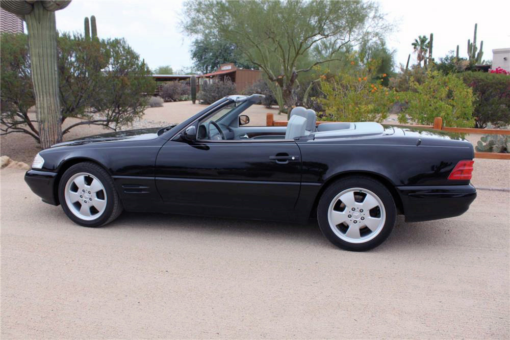 1999 MERCEDES-BENZ SL500 ROADSTER - Side Profile - 221934
