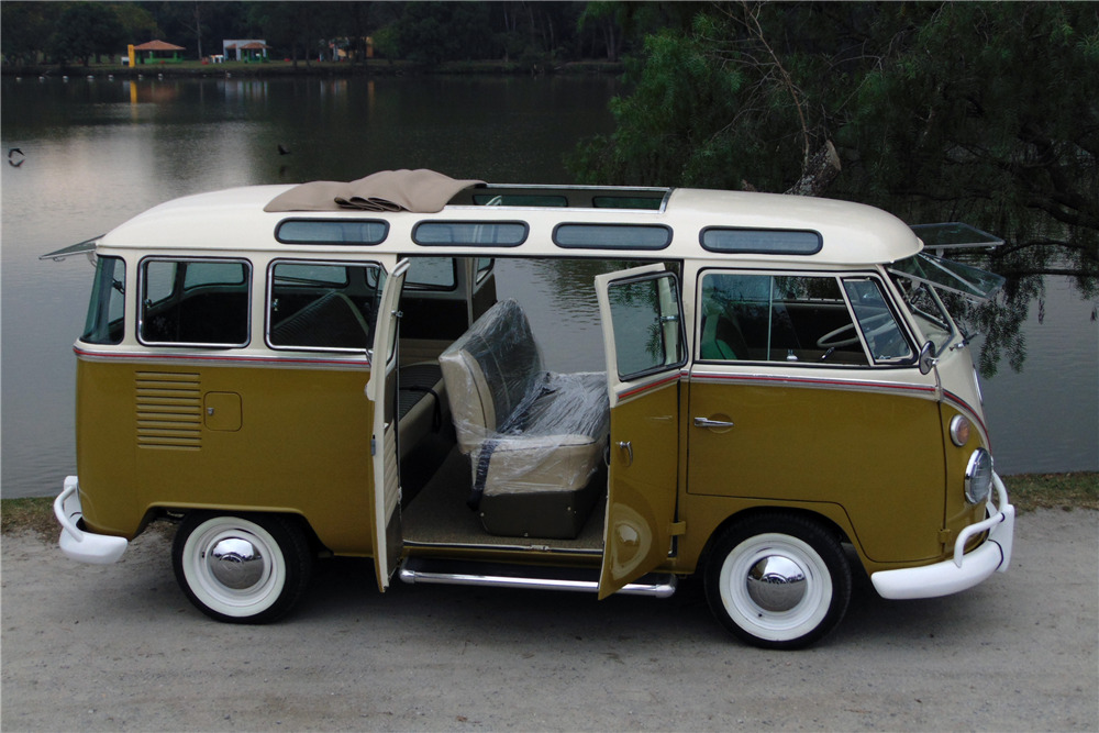 1971 VOLKSWAGEN 23-WINDOW RE-CREATION BUS - Side Profile - 222011